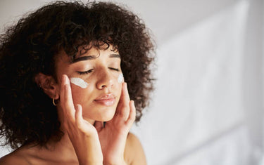 Natural Beauty: Essential Oils for Glowing Skin