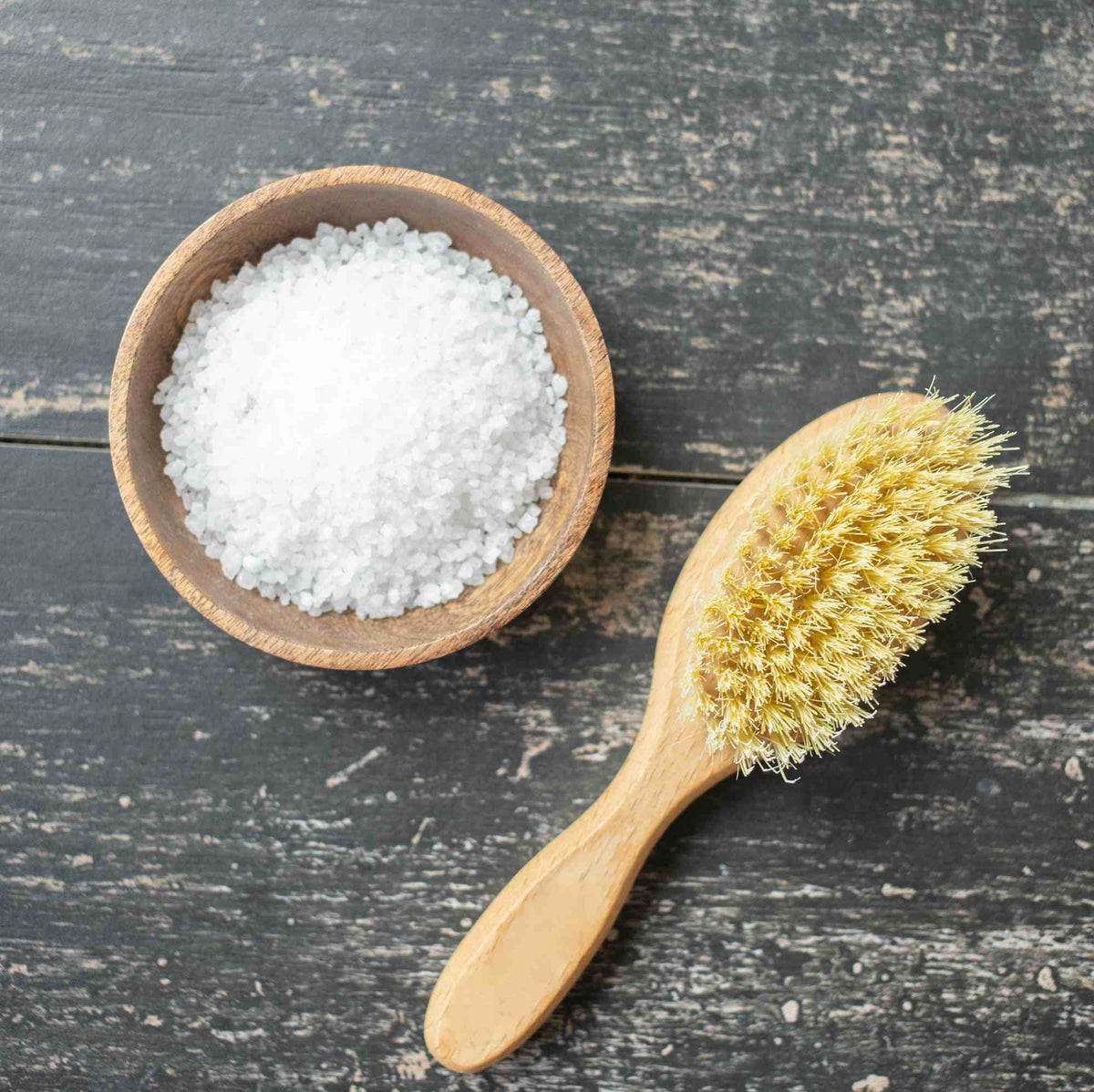 How to Make a Body Scrub with Essential Oils - Nikura