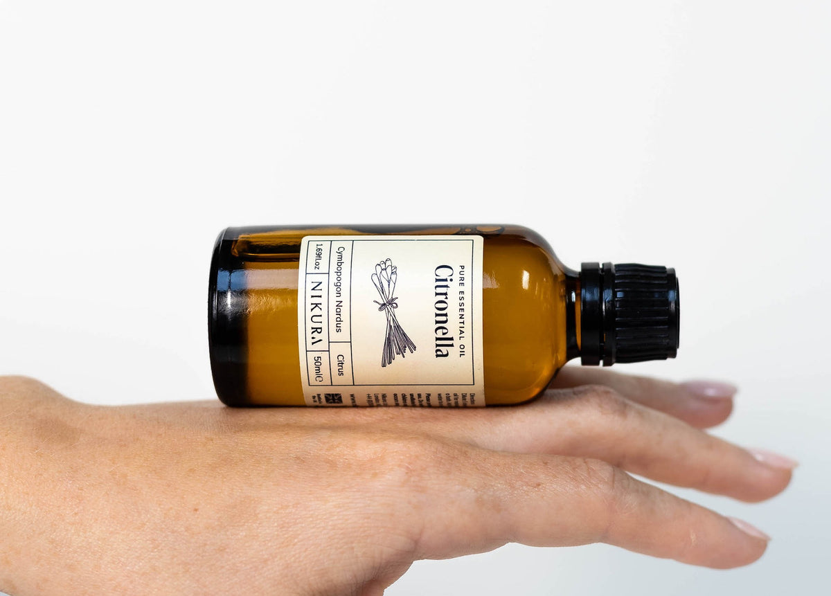 Illustration of Cat Flea Repellent Treatments With Citronella Oil